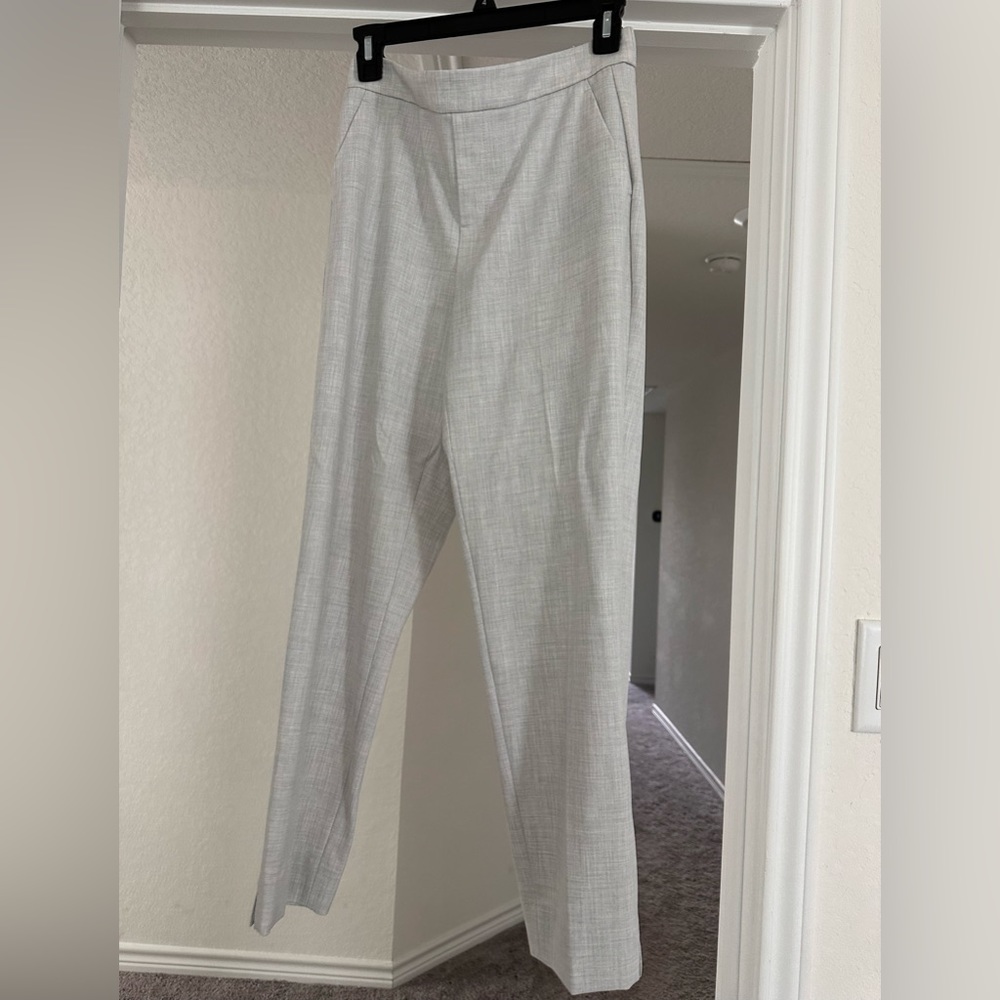 pants, size 2 I wear a Small it fits perfectly purchased from Banana Republic